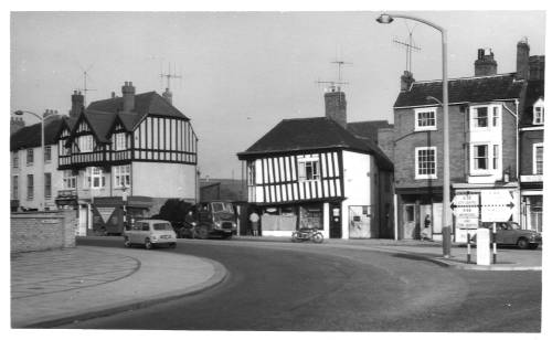Click for large view London Road 1962