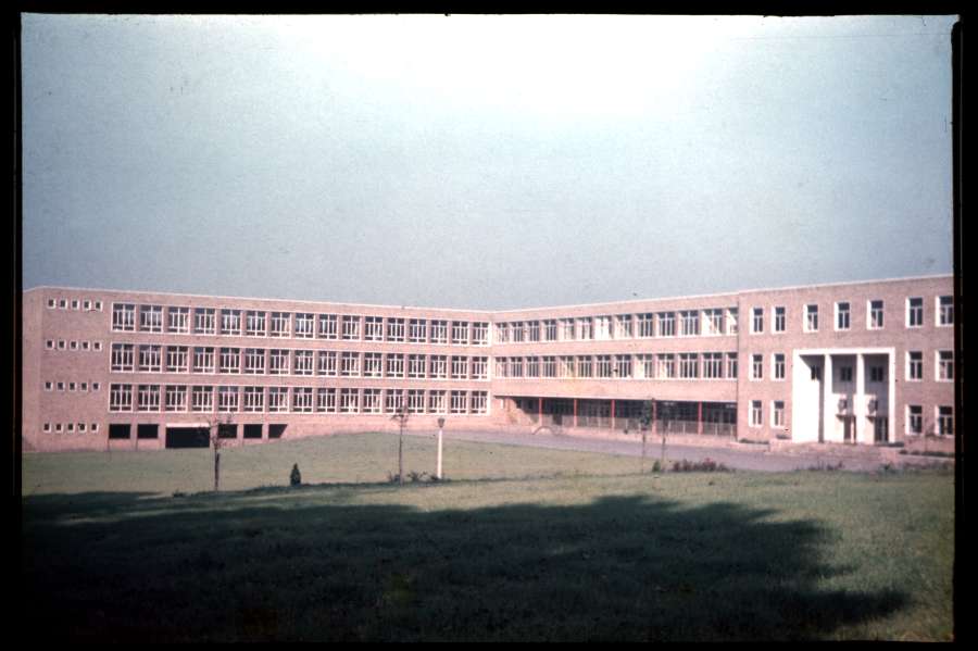 Queensbridge School