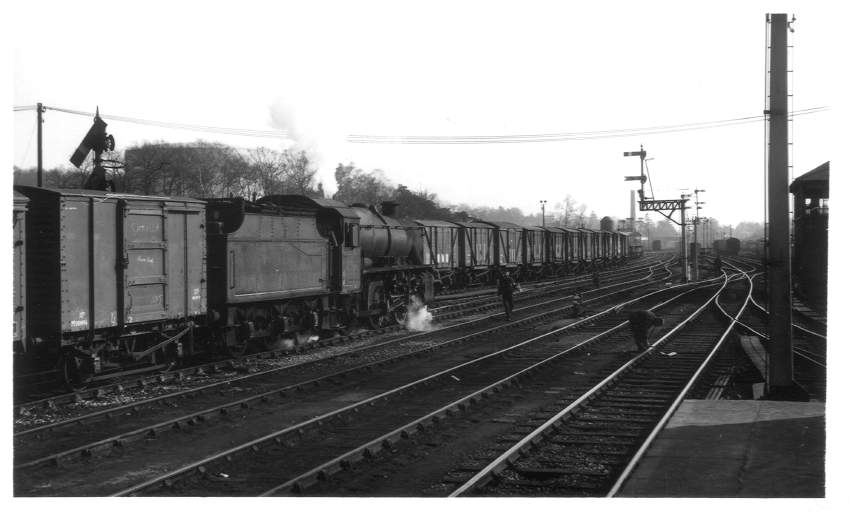 42977 dep Worcester Shrub Hill Station 1965