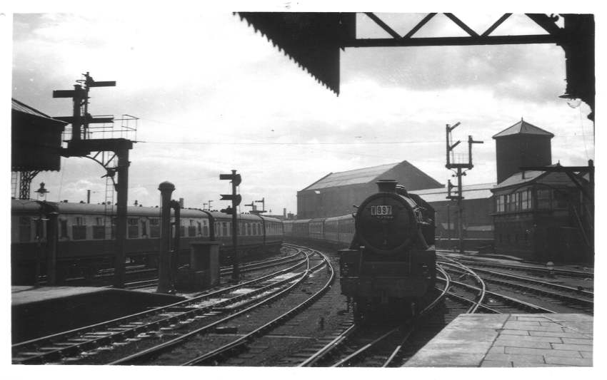 45402 Wolverhampton (High Level) Station 1952