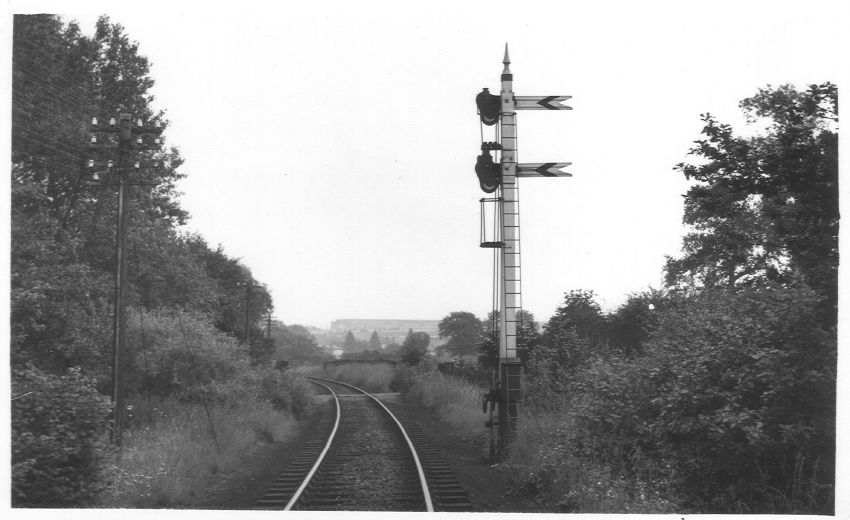 Distants nr Frogmill Crossing