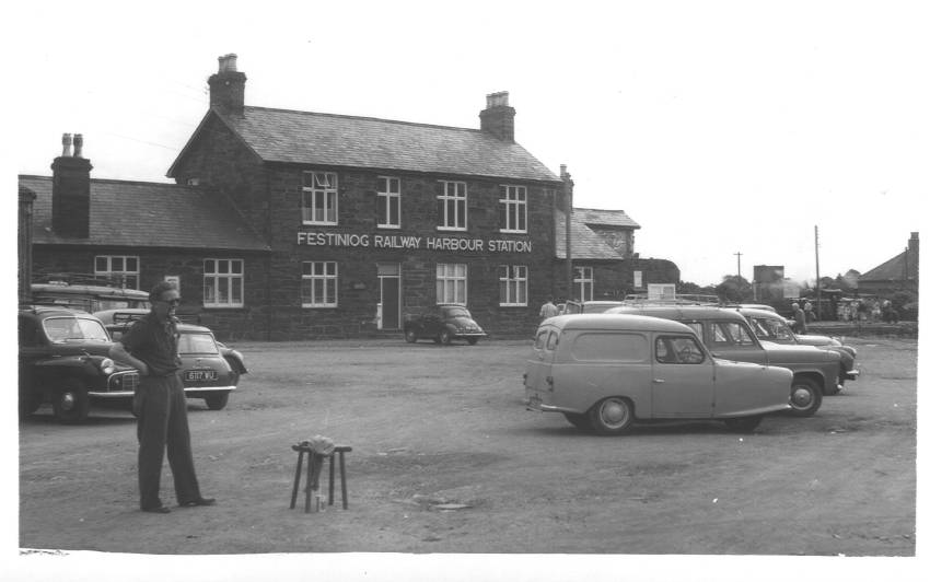 Exterior Portmadoc Station