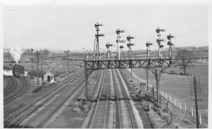 Gantry nr Nuneaton (Trent Valley) Stn