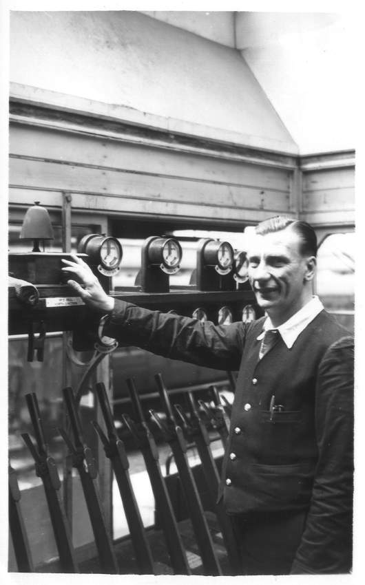 Inside unknown signal box