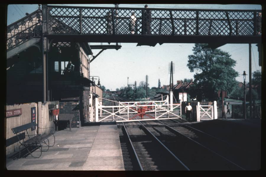 Level Crossing Marston Green