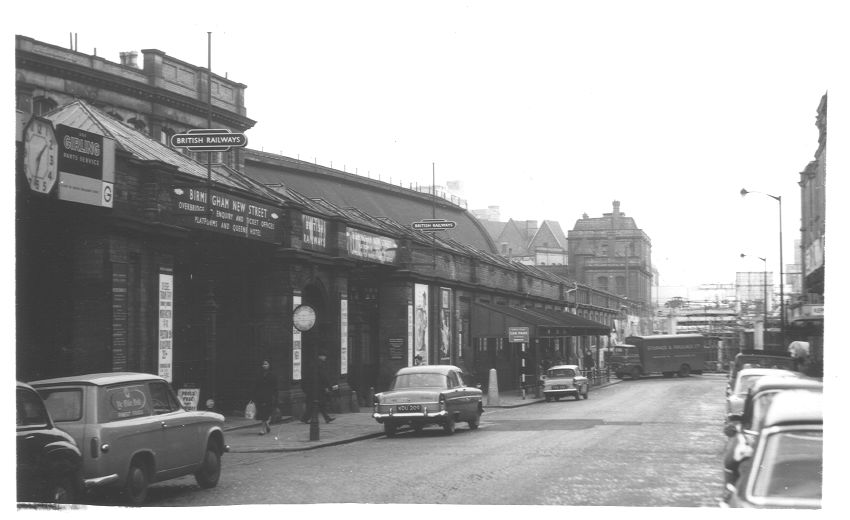 Station St Entrance