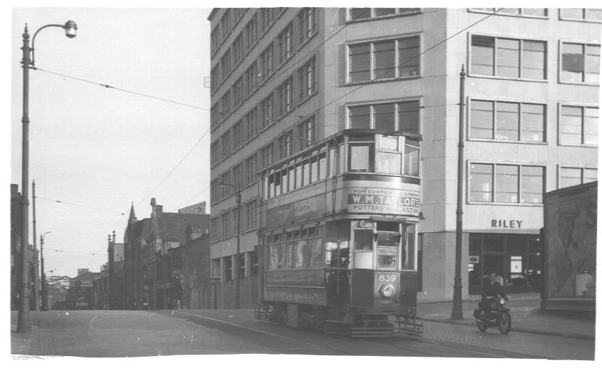 Tram 839 Suffolk St