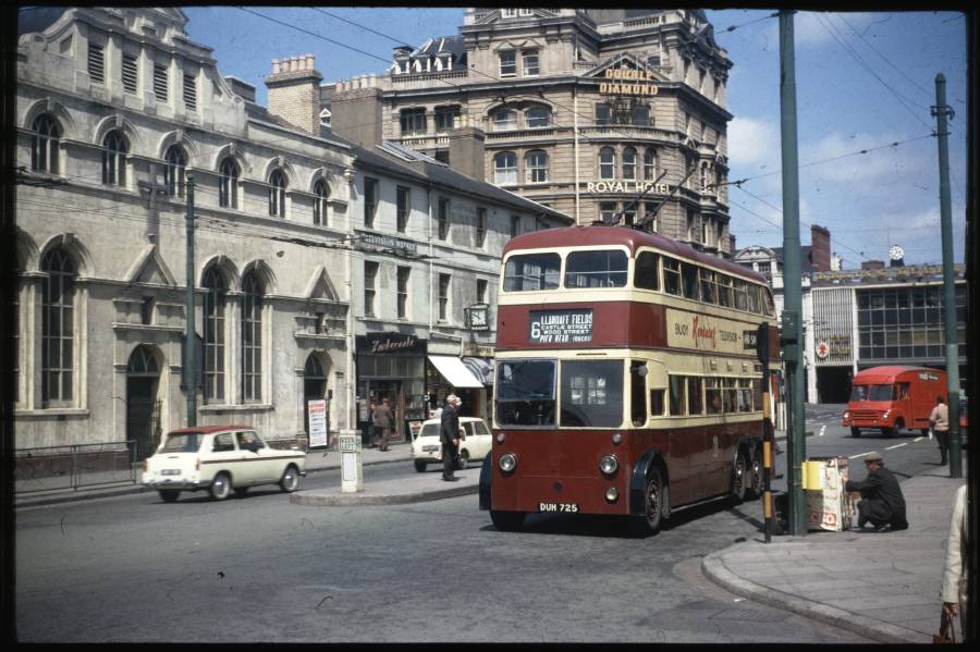 Trolleybus near Cardiff General Station